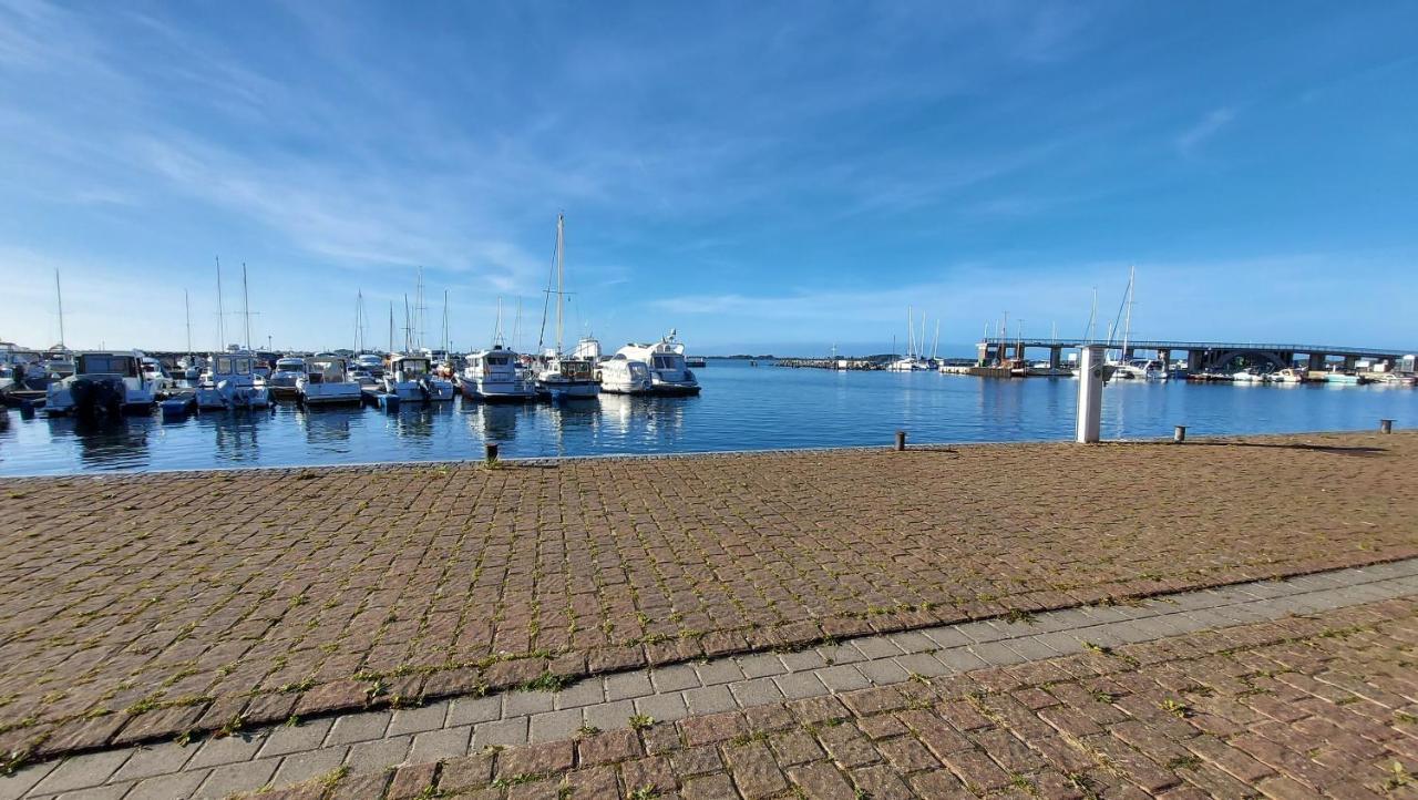 Ferienwohnung Im Uhlenhuus Wiek auf Rügen 外观 照片