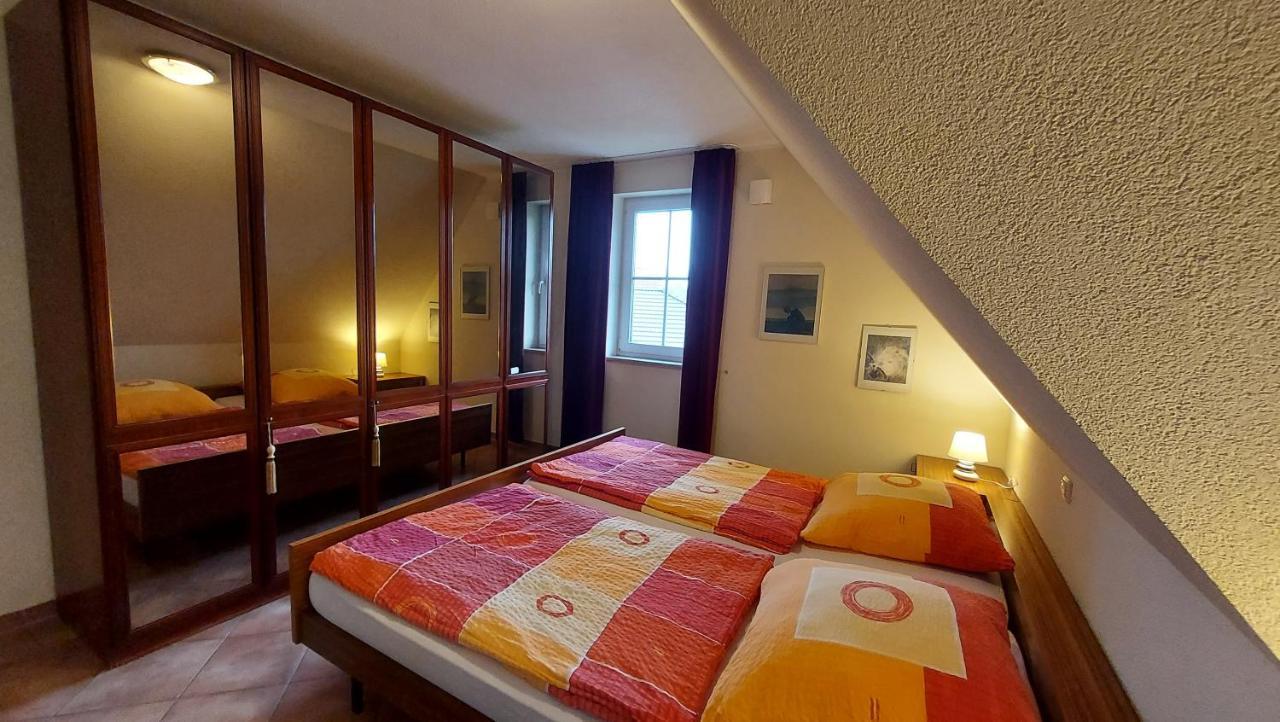 Ferienwohnung Im Uhlenhuus Wiek auf Rügen 外观 照片